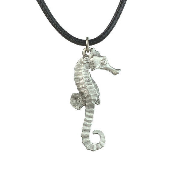 14K Two-toned Seahorse Necklace 3/4